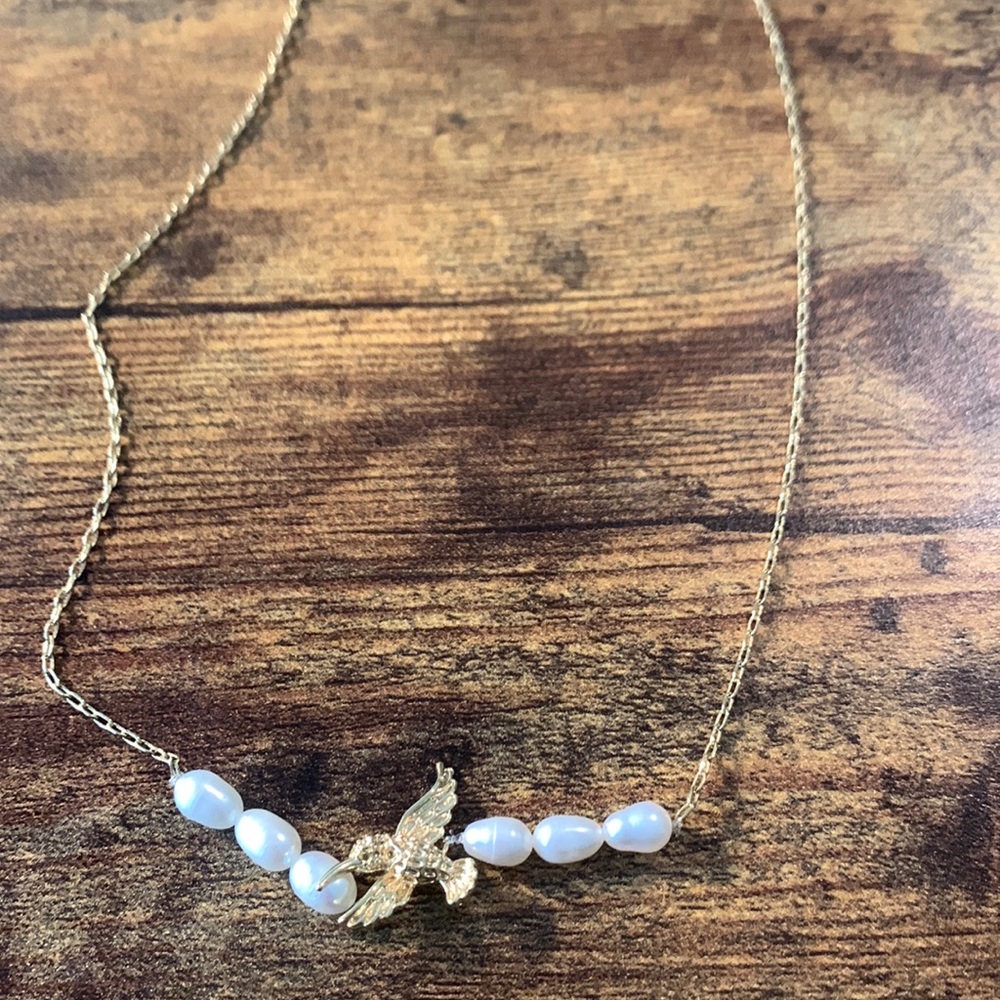 Beautiful Bird Necklace with pearls gold plated 18 k